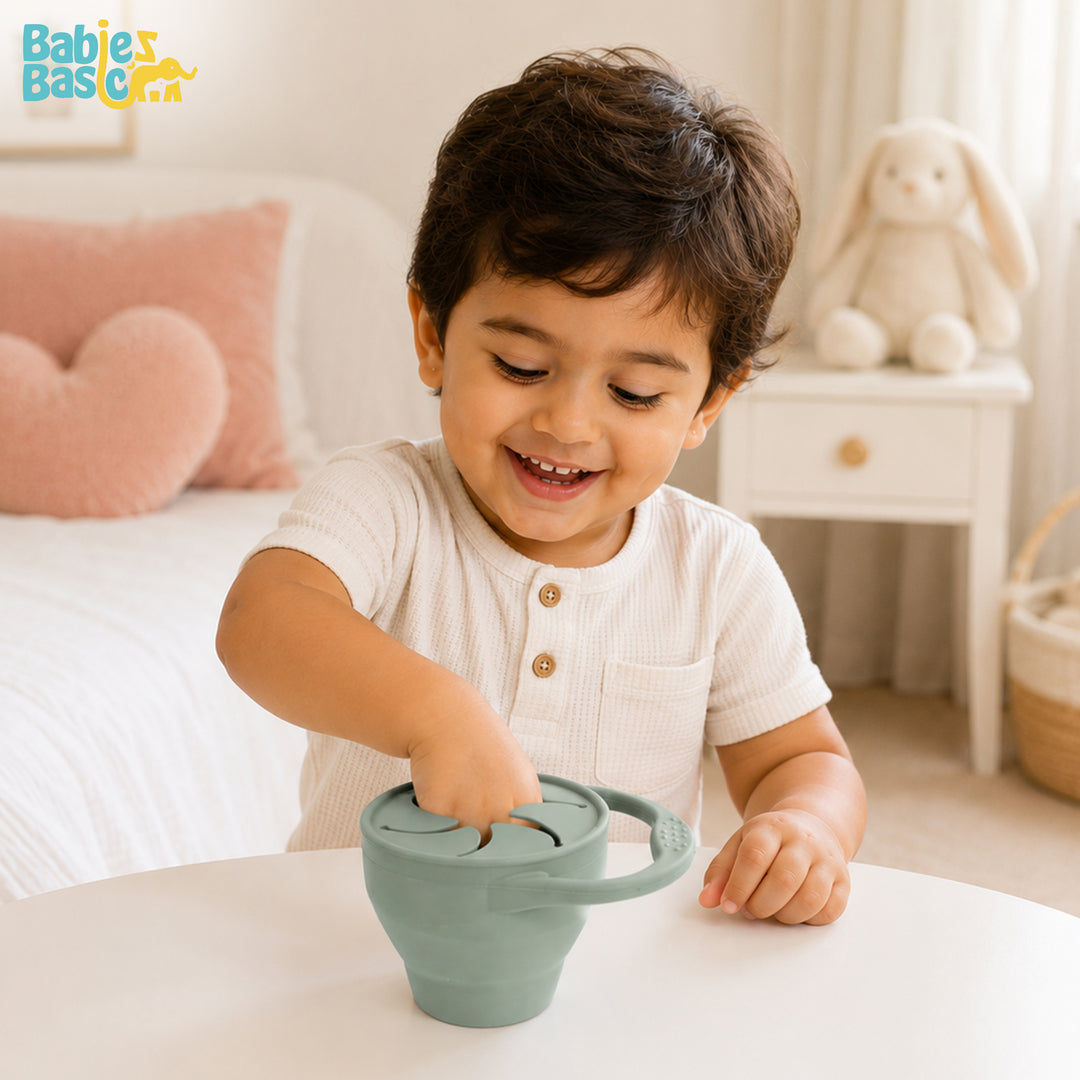 Babies Basic Collapsable Silicone Snack Cup/Box for Kids, Green