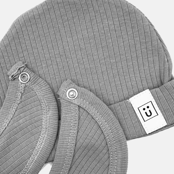 Babies Basic Ribbed Cotton Set with Sleepsuit/Romper, Cap and Bib
