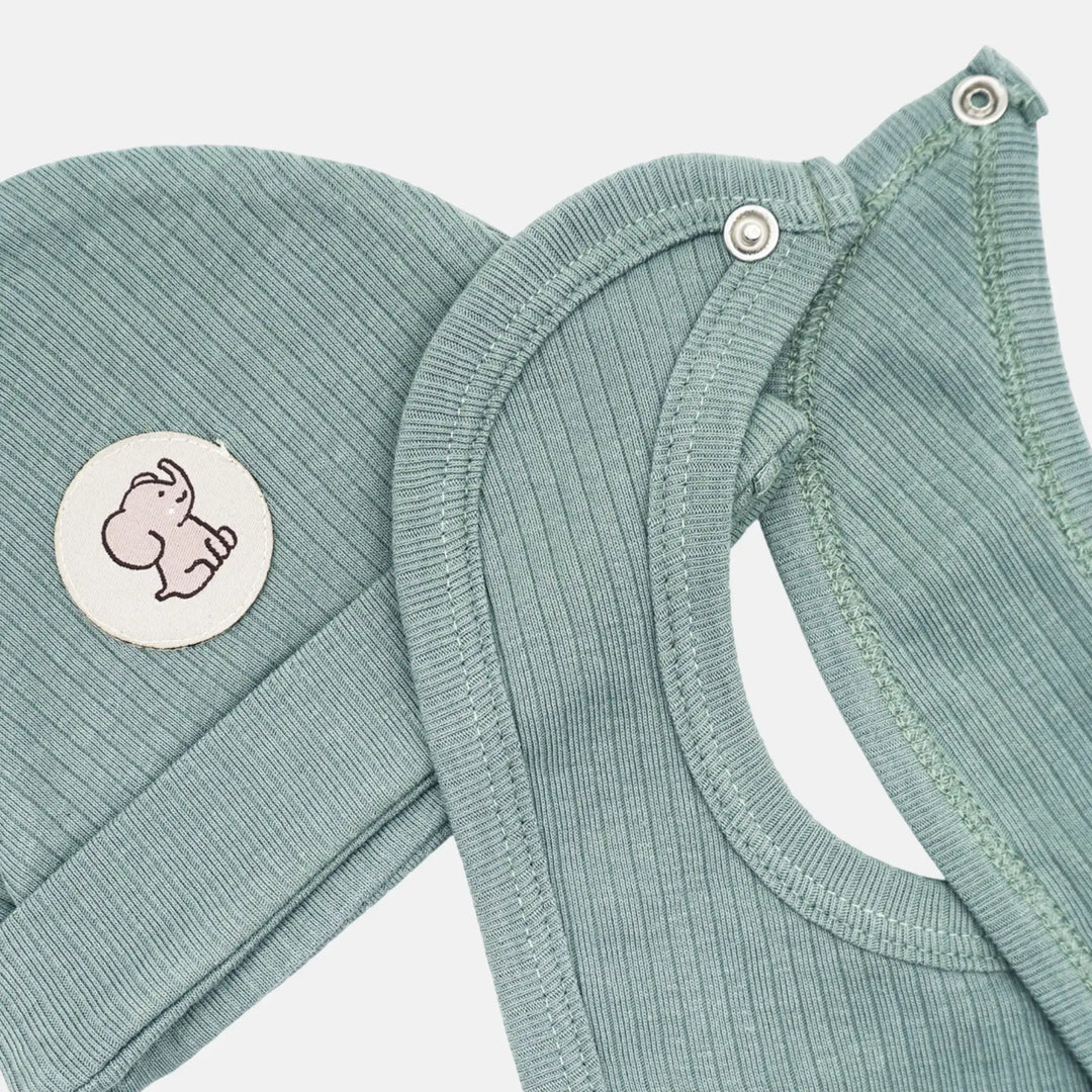 Babies Basic Ribbed Cotton Set with Sleepsuit/Romper, Cap and Bib